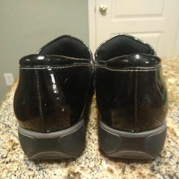 Grey's Anatomy Womens Size 10.5M Patent Black Non Slip Nursing Clogs by Softwalk - Picture 11 of 12